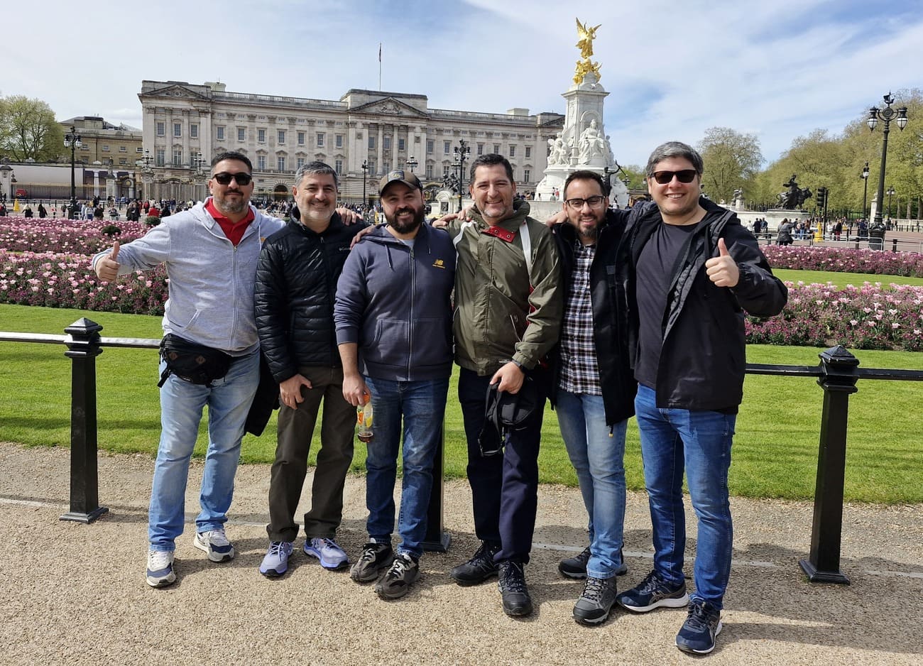Delegación XP en el Palacio de Buckingham