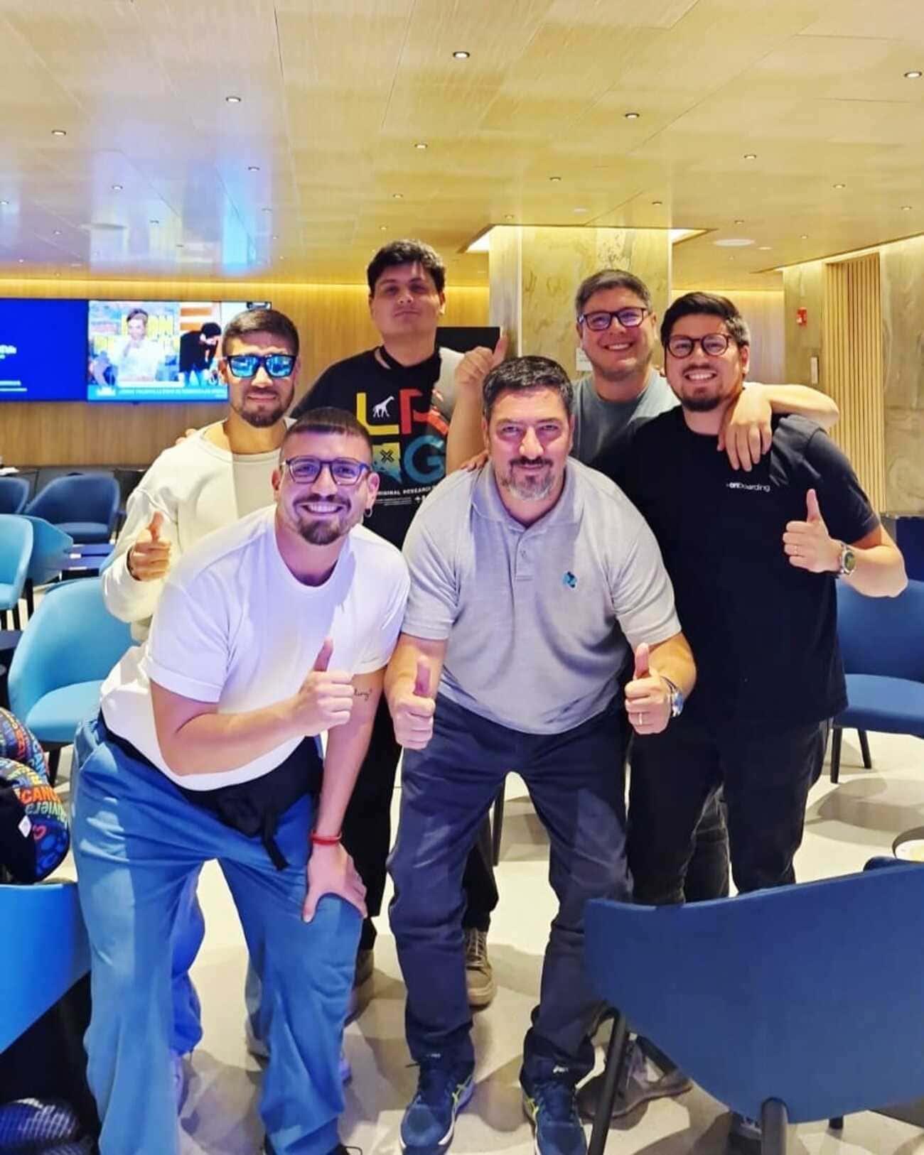 Equipo XP saliendo desde Santiago hacia Los Ángeles